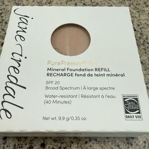 Jane Iredale PurePressed Base Mineral Foundation REFILL SPF 20/15- Honey Bronze